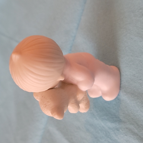 Vintage Precious Moments "Jesus Loves Me" E-9278 - Picture 4 of 5